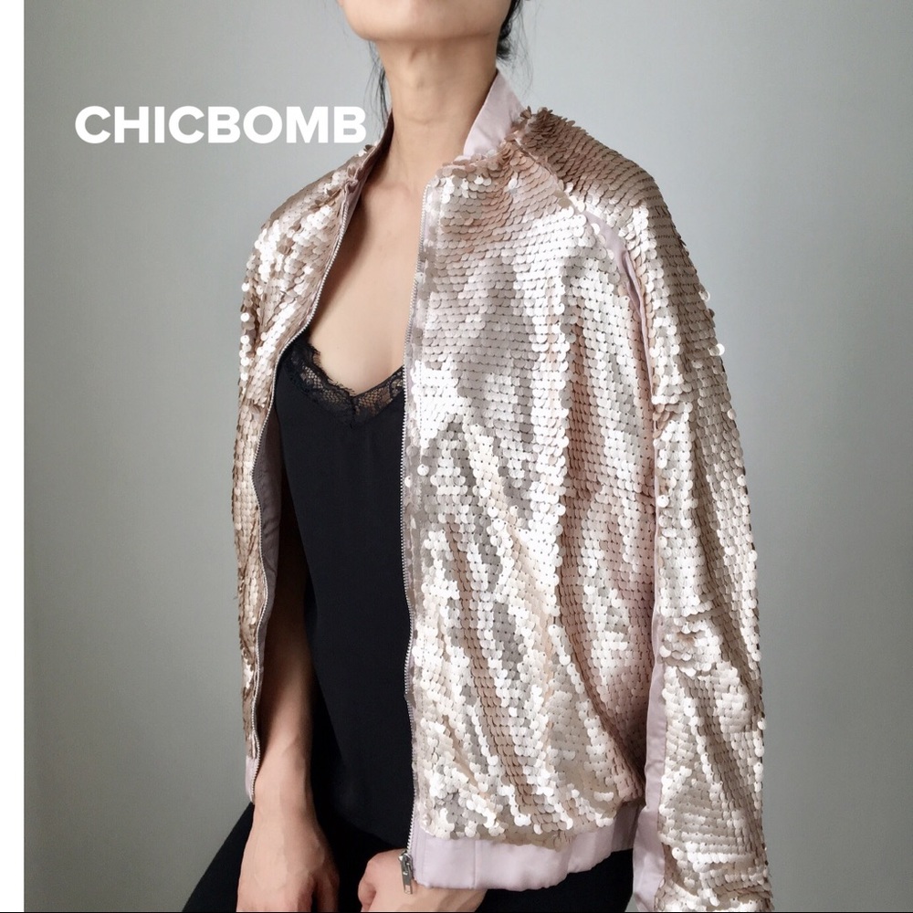 CHICBOMB - Picture 5 of 8